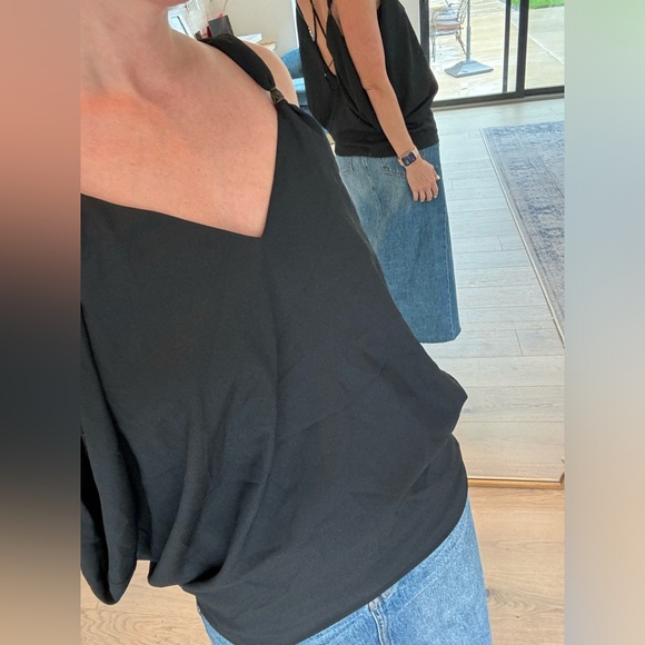 Backless top - Picture 4 of 11